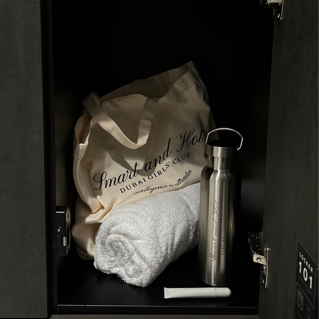 THE SMART SET: Pilates Girl Bag + Bottle