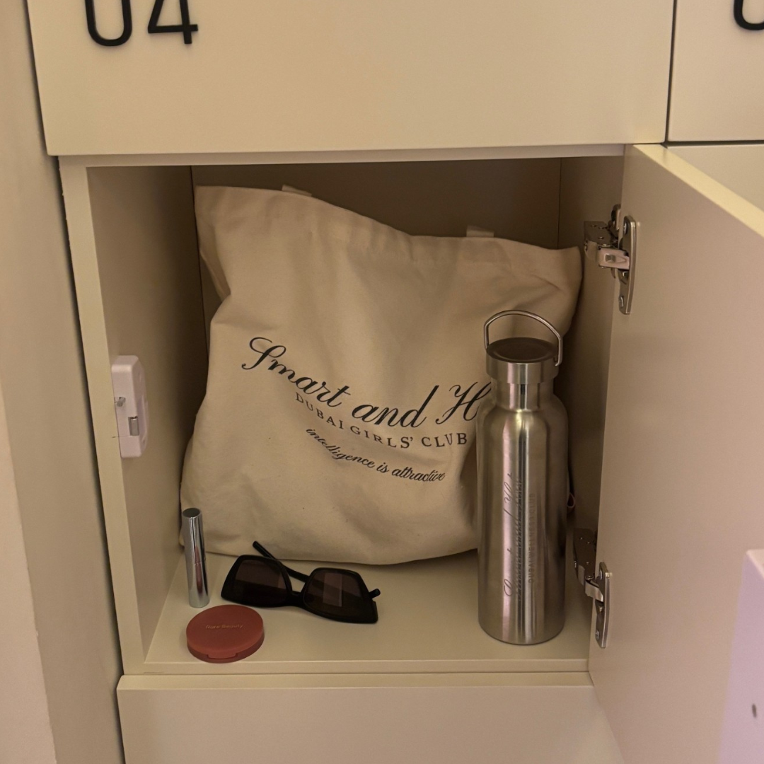 THE SMART SET: Pilates Girl Bag + Bottle