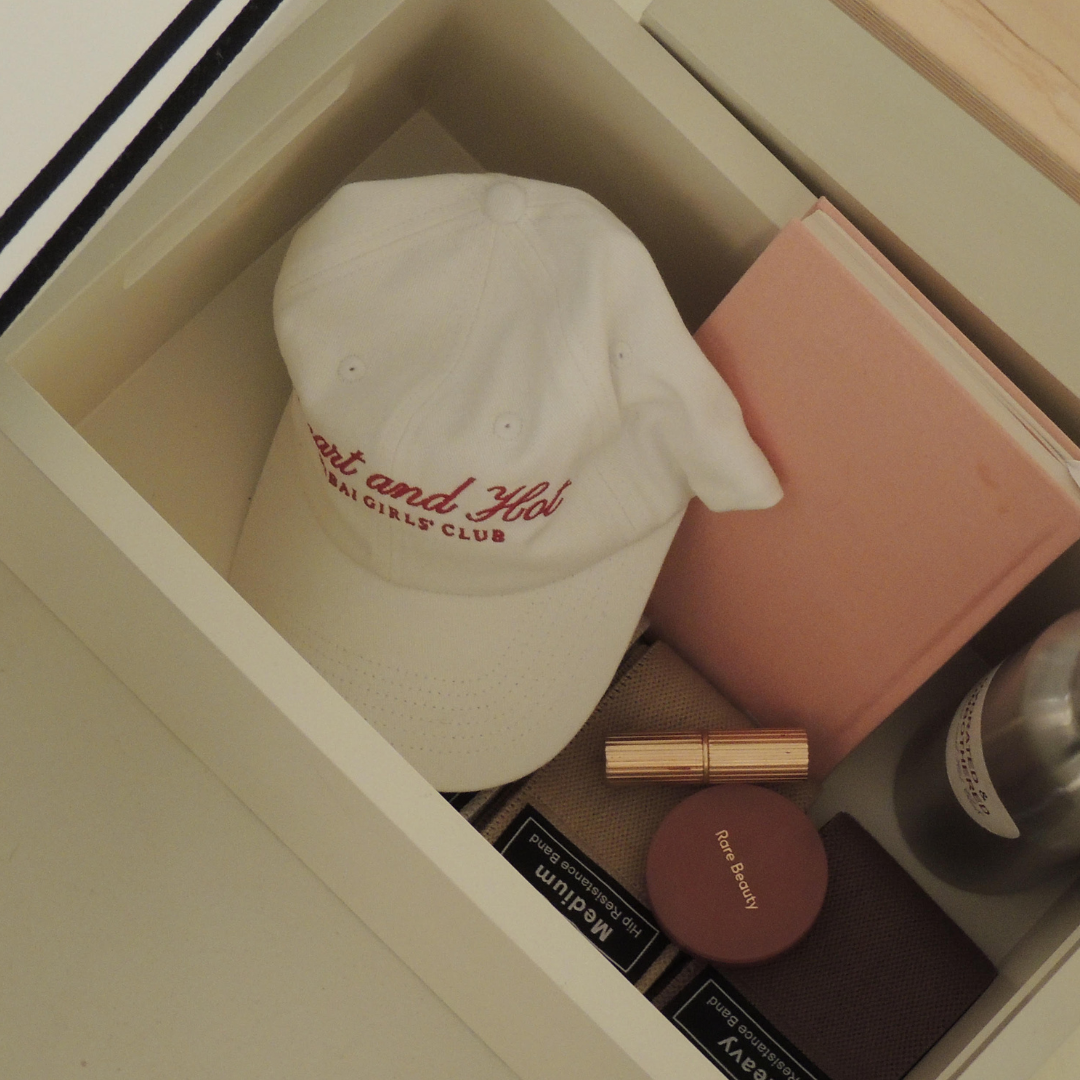 THE HOT GIRL CAP - WHITE