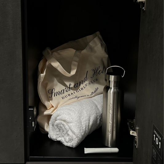 THE SMART SET: Pilates Girl Bag + Bottle