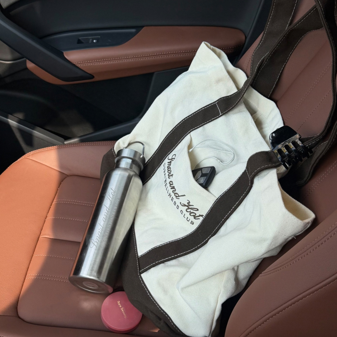 THE BUSY GIRL TOTE